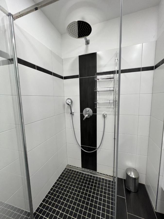 Monterey Apartment Vienna Luaran gambar